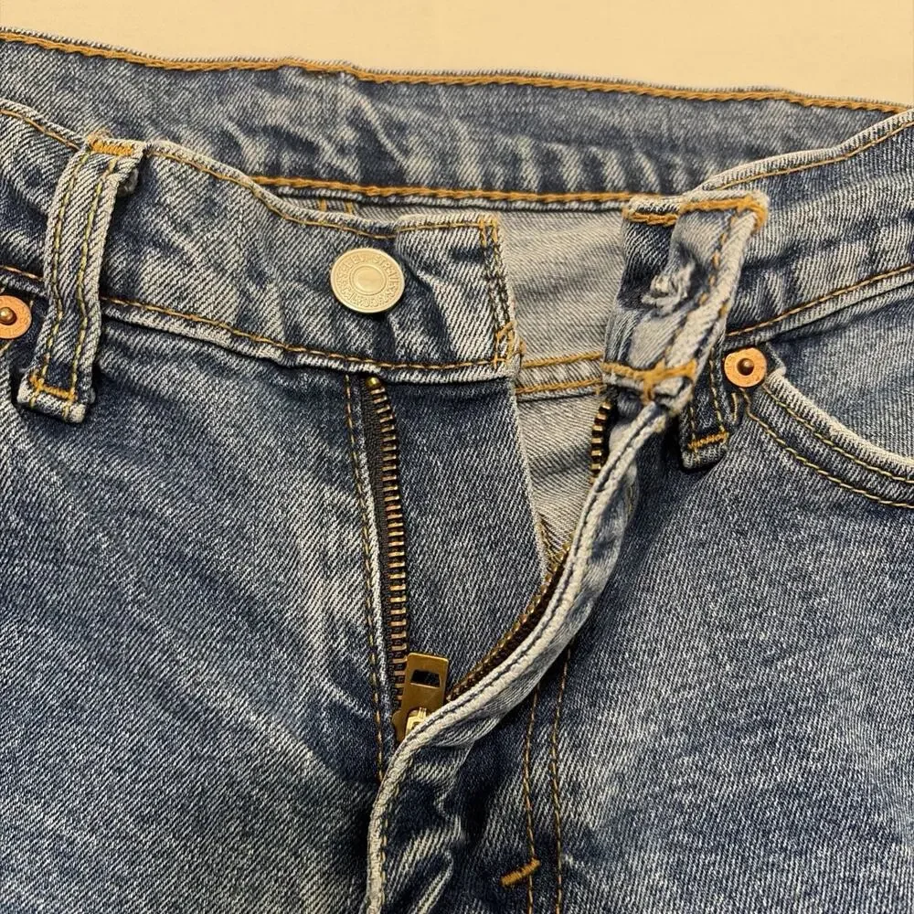 Levis Premium 541 Athletic Taper Jeans Mens 30x30 Medium Wash Blue Stretch Denim